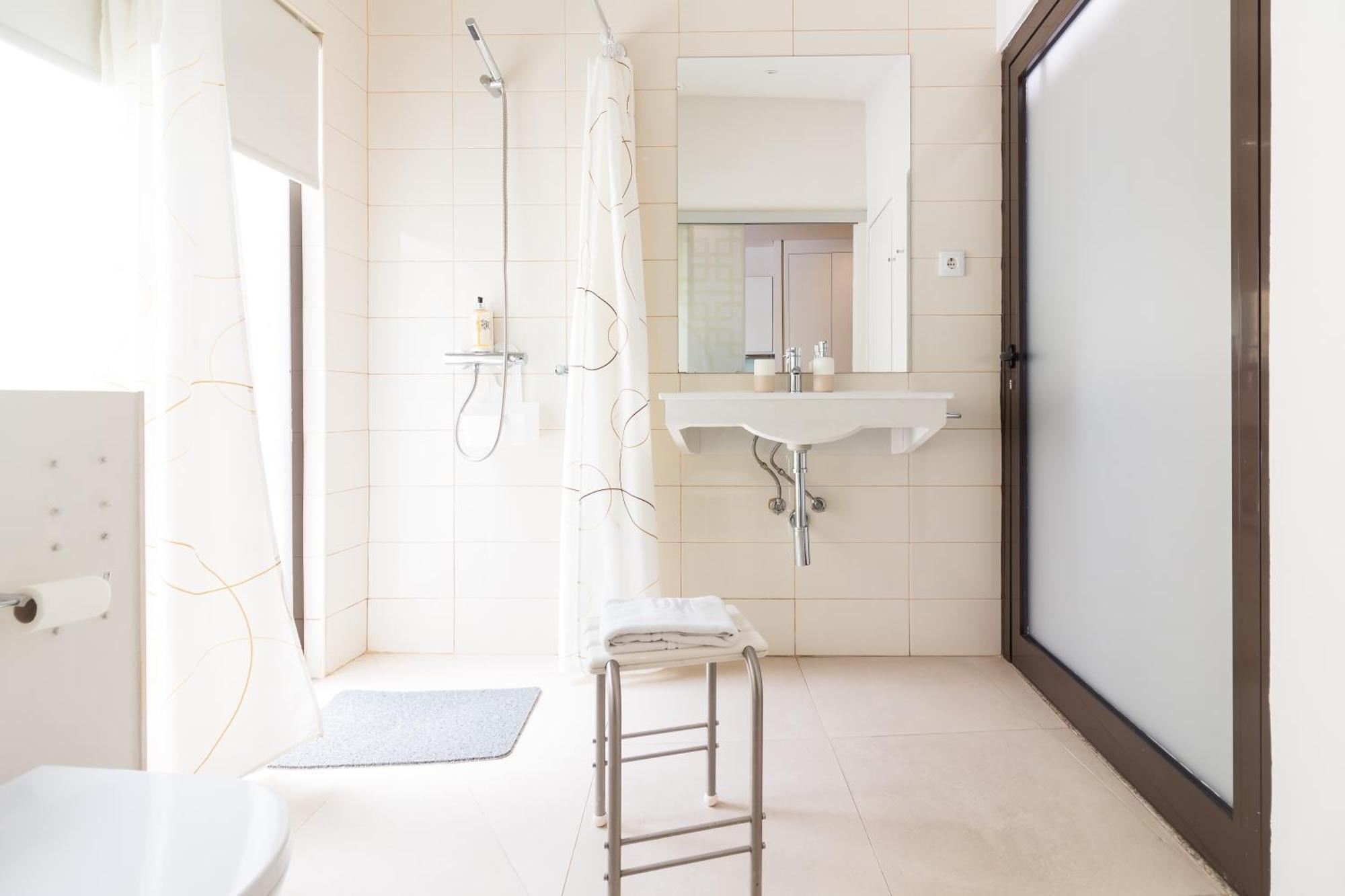On Deluxe Apartments - Free Parking Porto Exterior photo
