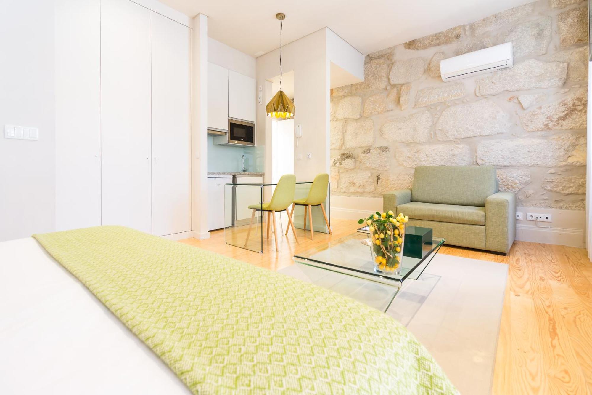 On Deluxe Apartments - Free Parking Porto Exterior photo